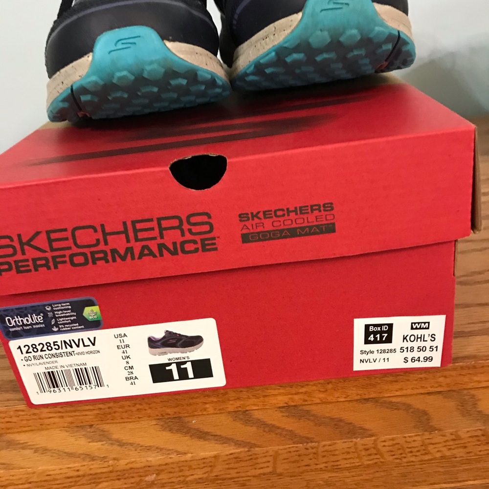SOLD!!    Women’s Blue Skechers Go Run Consistent Size 11 - Picture 12 of 14